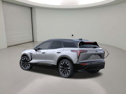 New 2026 Chevrolet Blazer EV RS image 3