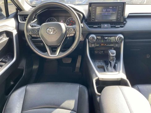 Used 2021 Toyota RAV4 XLE Premium FWD image 11