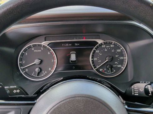 Used 2023 Nissan Rogue SV image 19