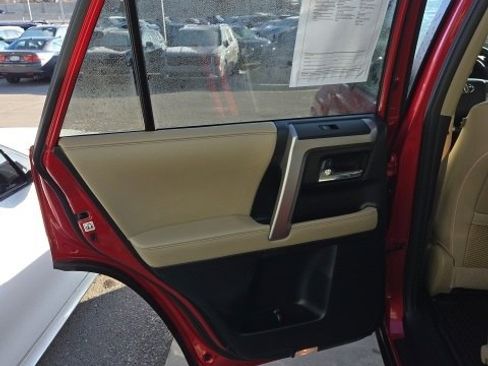 Used 2024 Toyota 4Runner SR5 Premium w/ SR5 Premium Package image 22