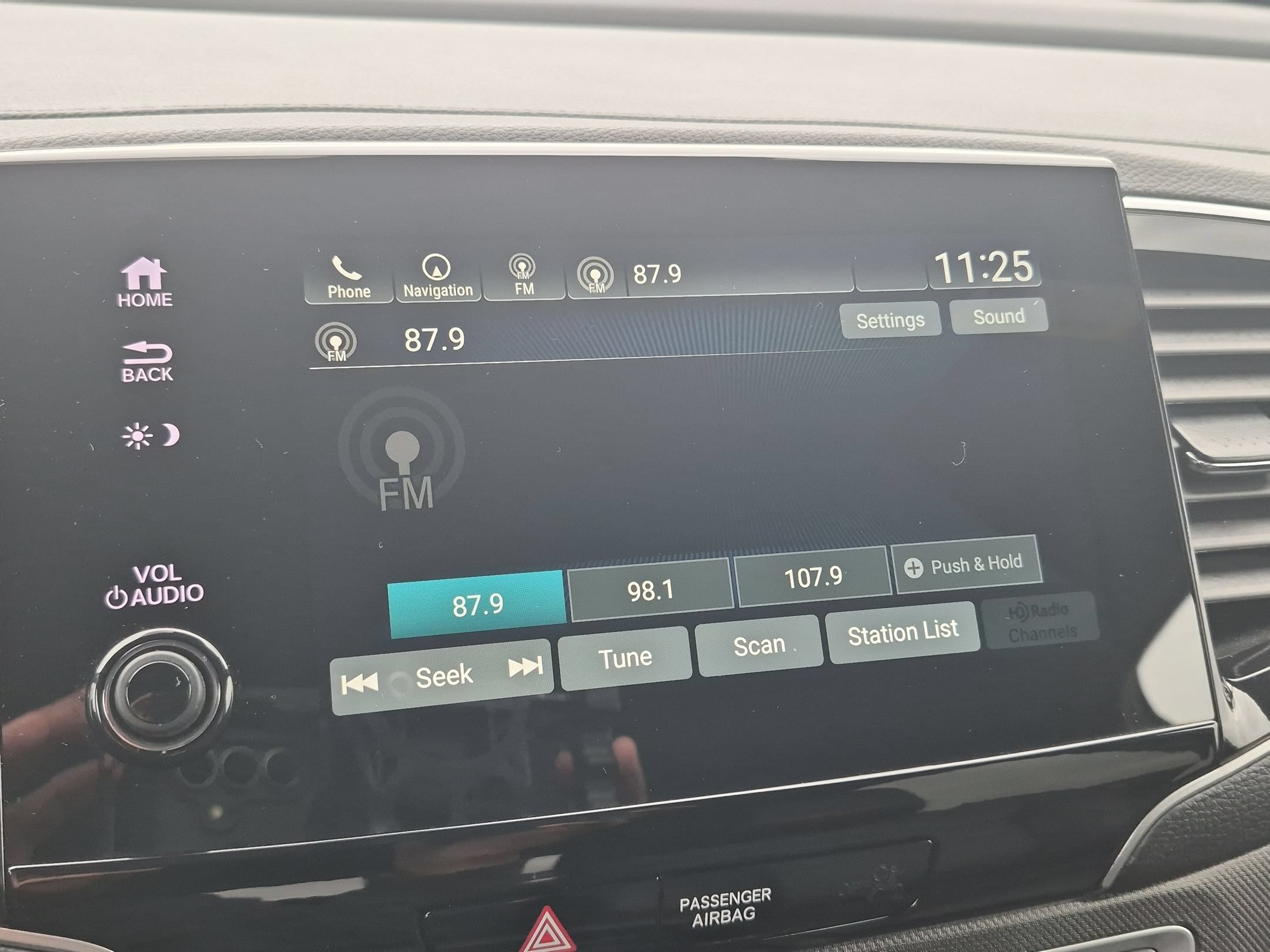 Used 2024 Honda Passport TrailSport image 18