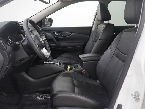 Used 2019 Nissan Rogue SL w/ Premium Package image 23