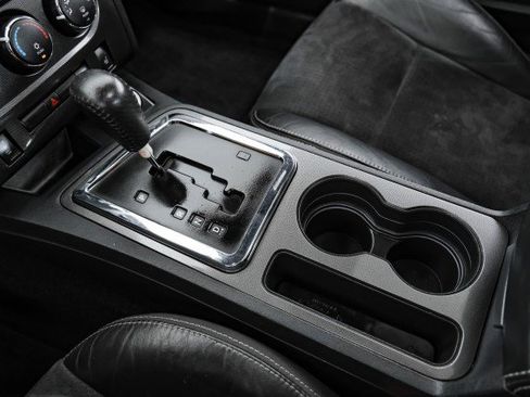 Used 2009 Dodge Challenger SRT8 w/ SRT Option Group II RWD image 20