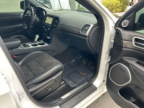 Used 2021 Jeep Grand Cherokee Trackhawk w/ Trailer Tow Group IV image 31