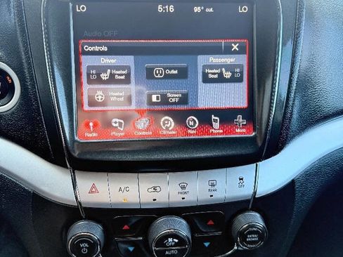 Used 2015 Dodge Journey R/T w/ Flexible Seating Group image 15