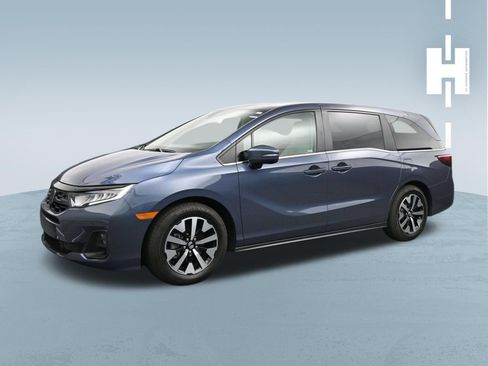 Used 2026 Honda Odyssey EX-L image 3