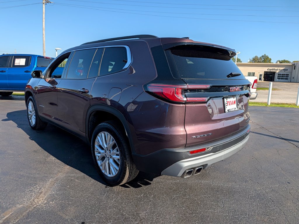 Used 2024 GMC Acadia Elevation FWD image 5
