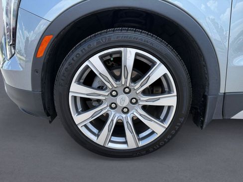 Certified 2023 Cadillac XT4 Premium Luxury w/ Technology Package FWD image 9