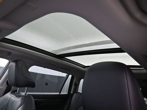 Used 2023 Toyota Highlander Platinum image 28