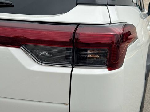 Used 2026 Subaru Outback Touring AWD/4WD image 38