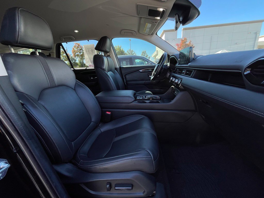 Used 2024 Honda Pilot EX-L image 32