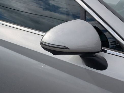 Used 2023 Hyundai Sonata Limited image 10