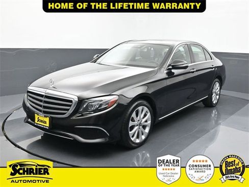 Used 2018 Mercedes-Benz E 300 4MATIC image 1