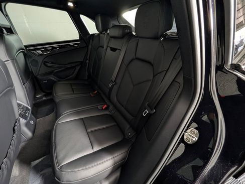 New 2026 Porsche Macan Turbo AWD/4WD image 24