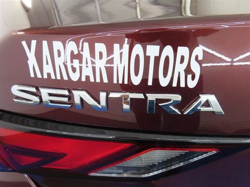 Used 2025 Nissan Sentra SV FWD image 13
