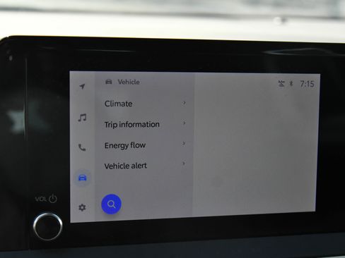 Used 2024 Toyota Prius LE image 21