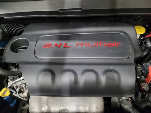 Used 2019 Jeep Compass Latitude AWD/4WD image 30