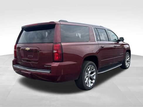 Used 2020 Chevrolet Suburban Premier AWD/4WD image 6