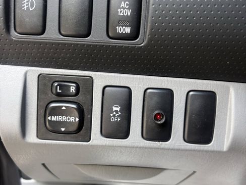 Used 2013 Toyota Tacoma PreRunner w/ Limited Pkg RWD image 24
