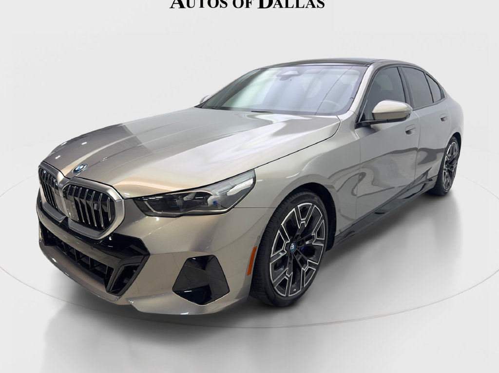Used 2024 BMW i5 eDrive40i w/ M Sport Package RWD image 3
