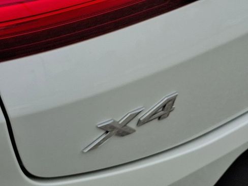 Used 2023 BMW X4 xDrive30i image 34