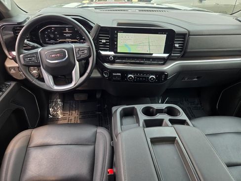 Used 2025 GMC Sierra 1500 SLT AWD/4WD image 20