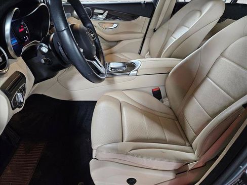 Used 2021 Mercedes-Benz GLC 300 image 14