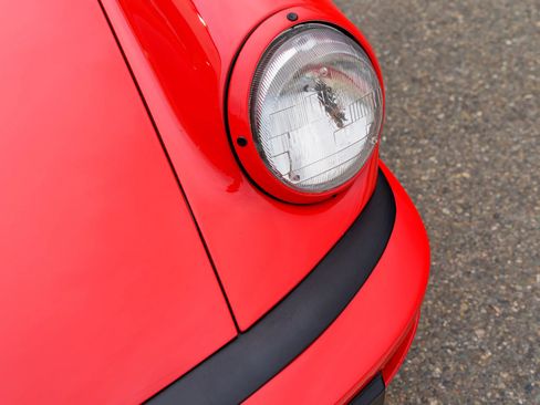 Used 1989 Porsche 911 Carrera RWD image 64