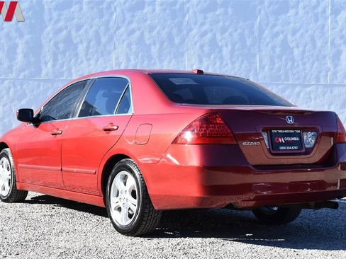 Used 2007 Honda Accord EX image 2