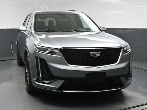 Certified 2023 Cadillac XT6 Sport w/ Technology Package AWD/4WD image 1
