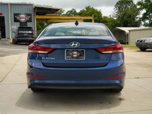 Used 2018 Hyundai Elantra SEL FWD image 19