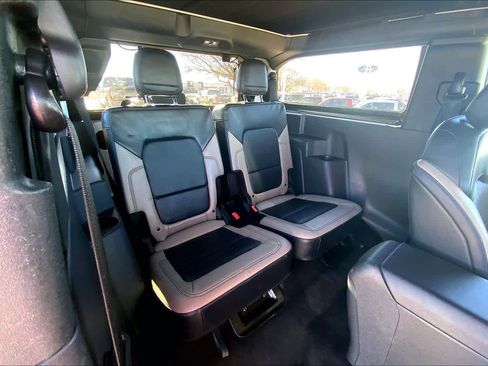 Certified 2022 Ford Bronco Wildtrak image 19