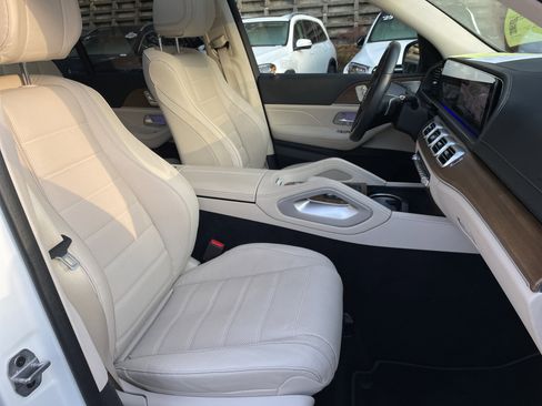 Certified 2024 Mercedes-Benz GLS 450 4MATIC image 52