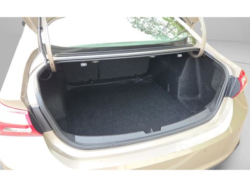 Used 2024 Chevrolet Malibu LT image 13