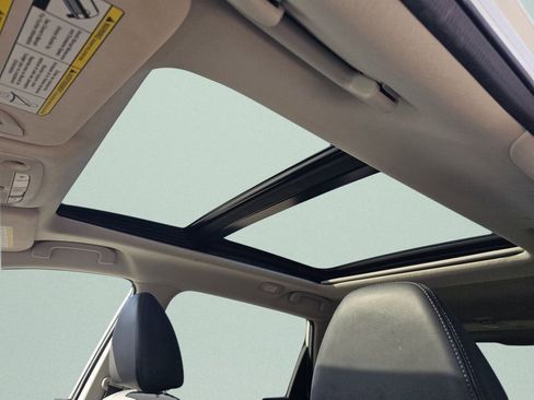 Used 2014 Nissan Rogue SL w/ SL Premium Package image 8