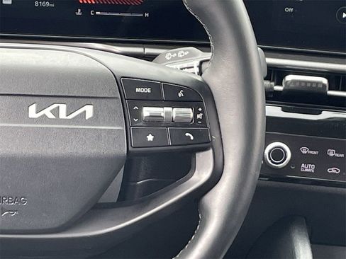 Certified 2026 Kia Sportage EX image 23