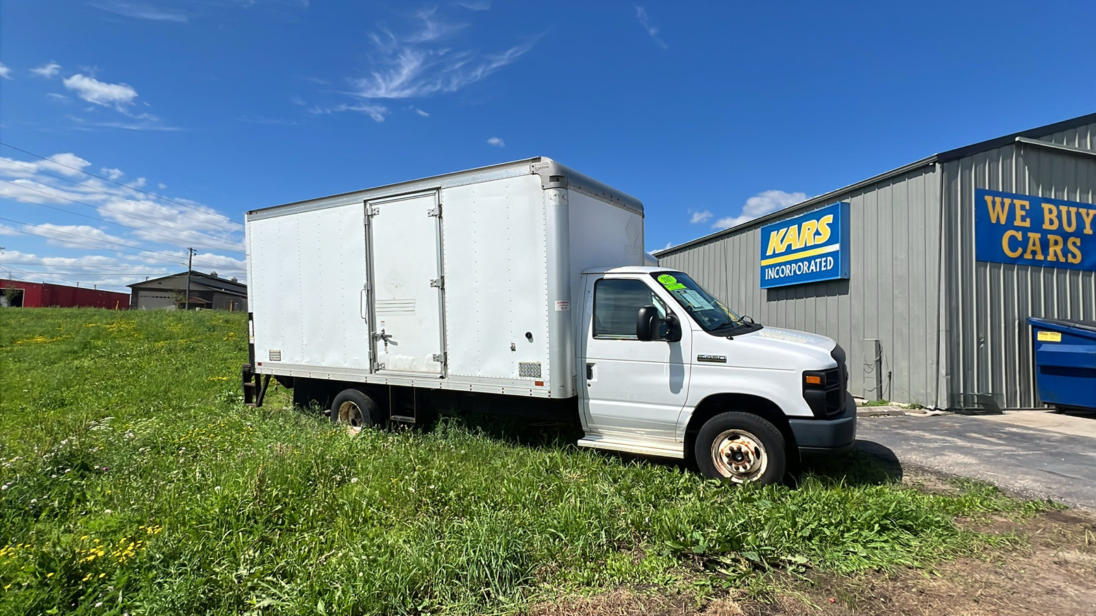 Used 2017 Ford E-450 and Econoline 450 Super Duty w/ Power Windows & Locks Group RWD image 4