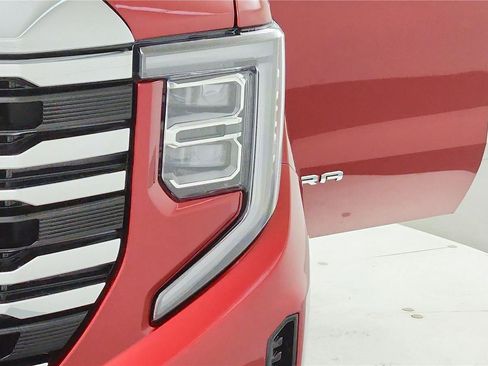 New 2026 GMC Sierra 1500 SLT w/ SLT Premium Package image 17