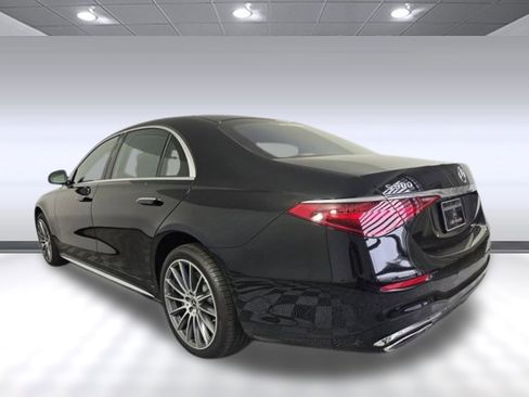 New 2024 Mercedes-Benz S 500 4MATIC image 3