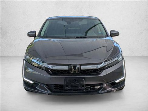 Used 2018 Honda Clarity Touring image 2