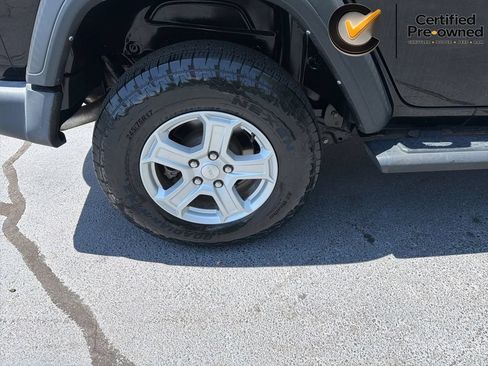 Certified 2022 Jeep Wrangler Unlimited Sport AWD/4WD image 18