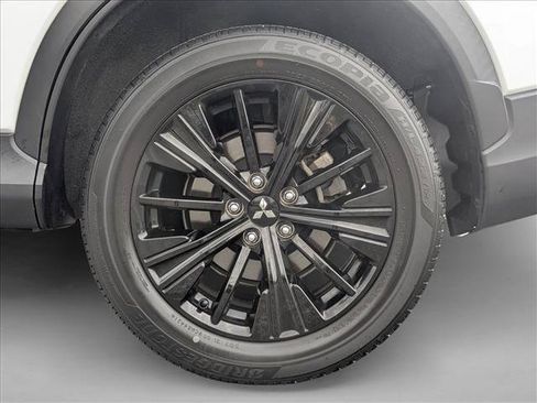 Used 2022 Mitsubishi Eclipse Cross LE AWD/4WD image 25