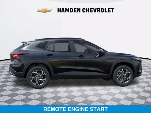 New 2026 Chevrolet Trax LT w/ Driver Confidence Package FWD image 5
