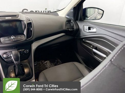 Used 2016 Ford Escape SE w/ Equipment Group 201A image 25