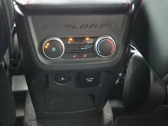 Certified 2025 Ford Explorer ST-Line w/ Premium Package RWD image 17