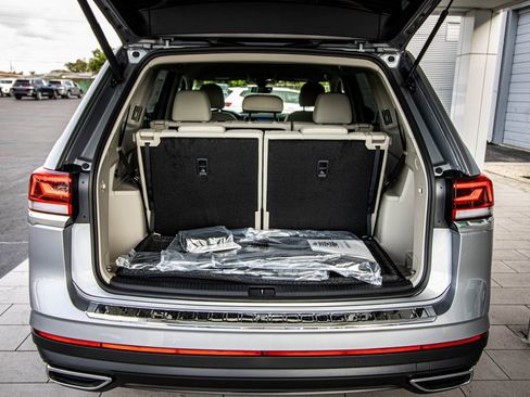New 2026 Volkswagen Atlas SE image 16