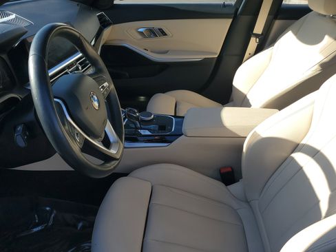 Used 2019 BMW 330i xDrive Sedan w/ Convenience Package image 21