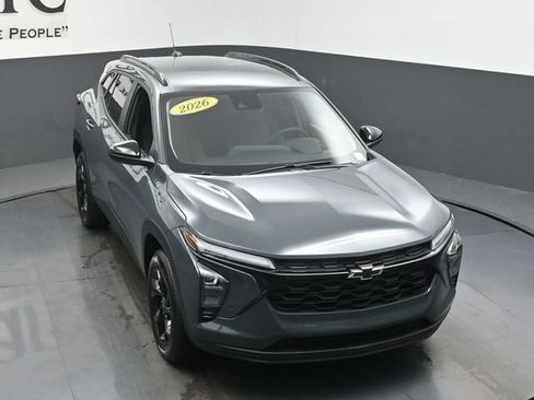 Used 2026 Chevrolet Trax LT w/ Driver Confidence Package FWD image 48
