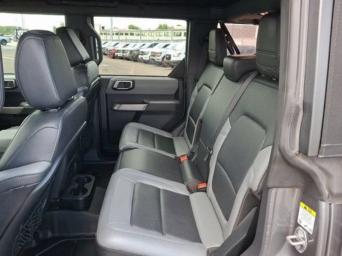 Used 2023 Ford Bronco Black Diamond AWD/4WD image 10
