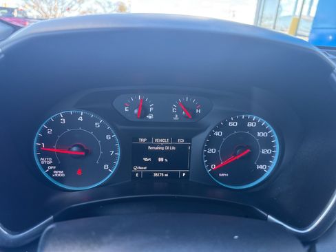 Used 2020 Chevrolet Equinox LS image 30